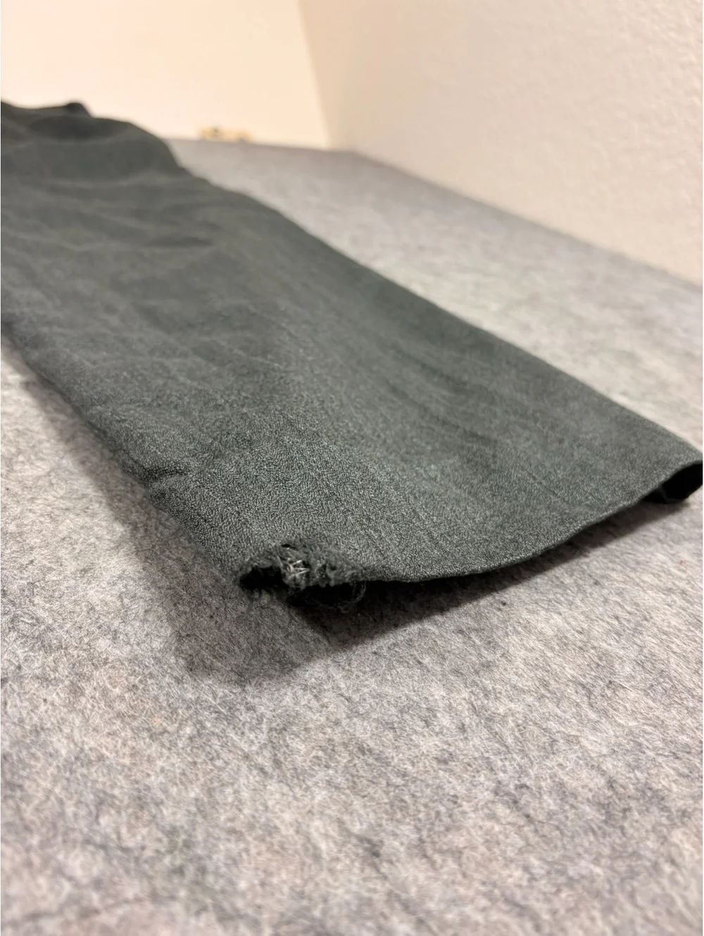 Vintage Trimlines Charcoal cropped pants size 38